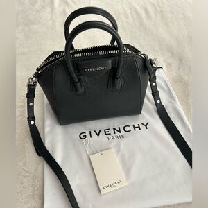 Givenchy Small Antigona Black